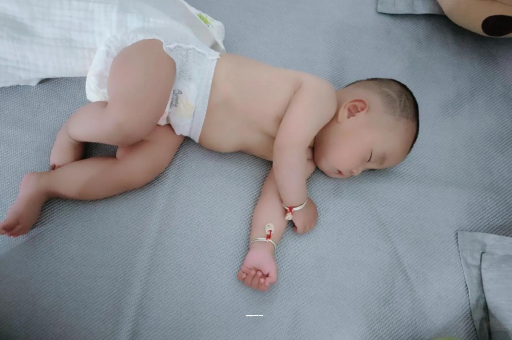晋城孕妇肚子一跳一跳